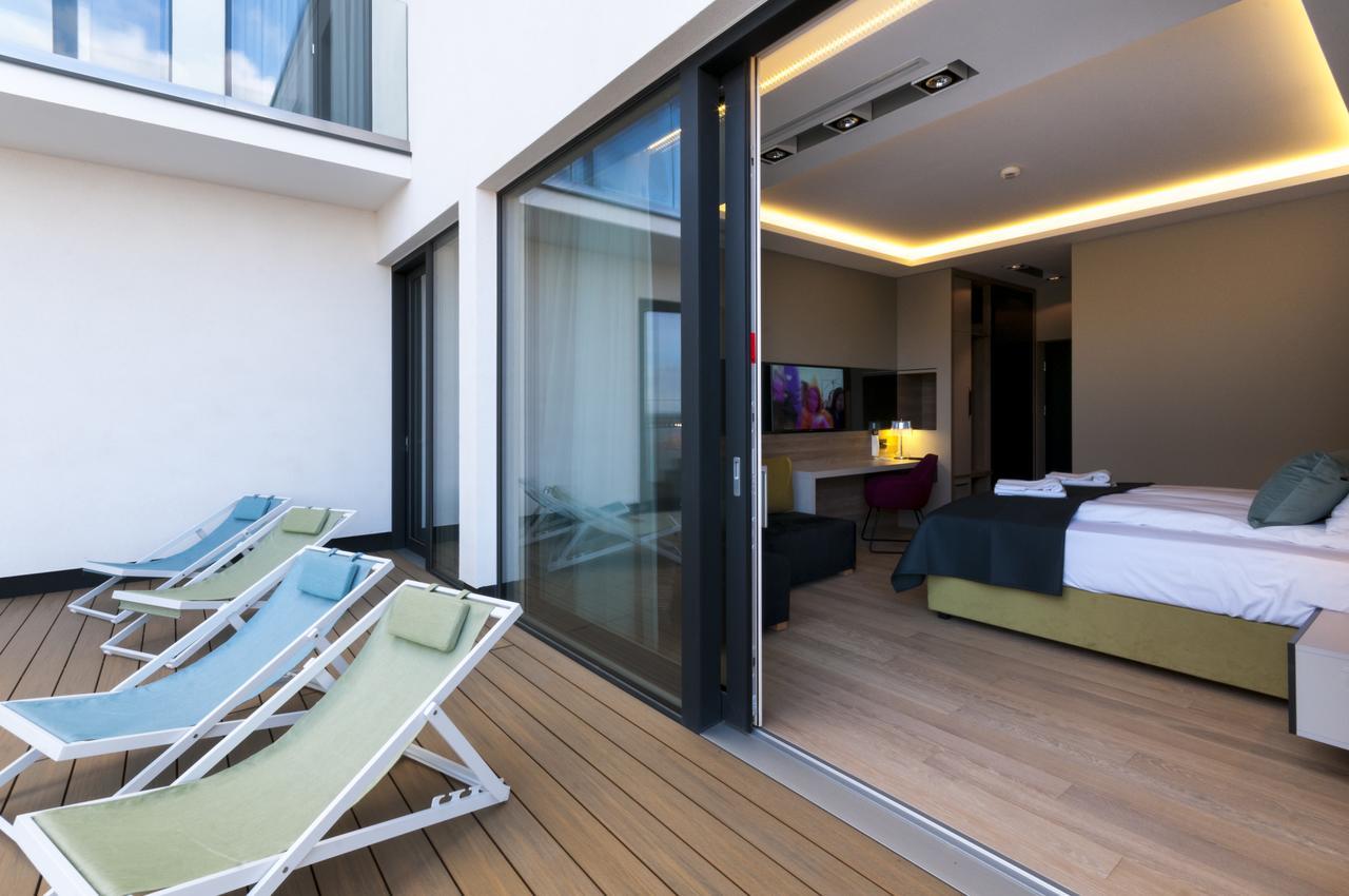 Przystan Mechelinki- Marina Del Mar Hotel Bagian luar foto